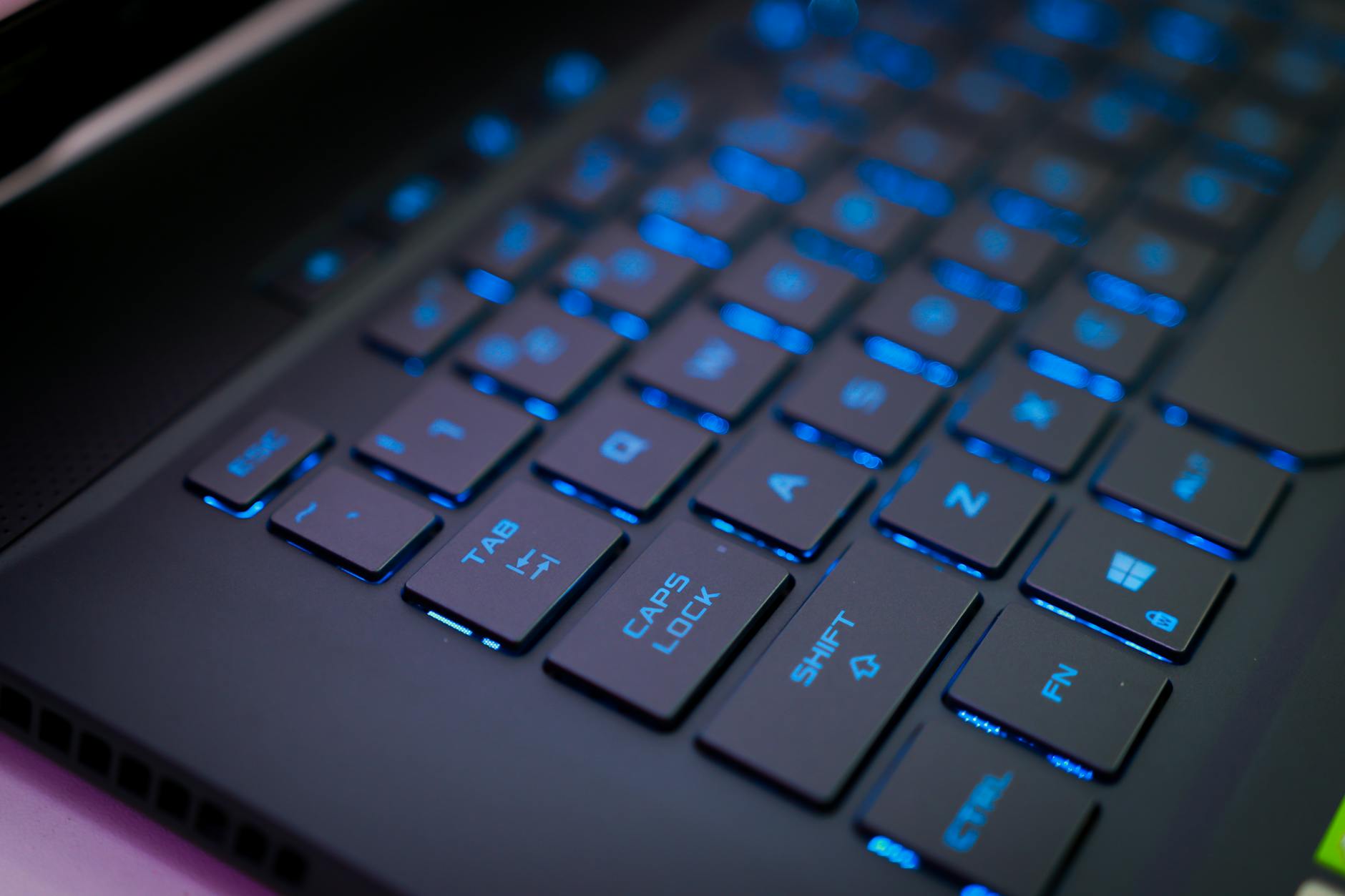 AMD EPYC 9004 vs Intel Xeon 6 em 2026 — Foto por Foysal Ahmed via Pexels