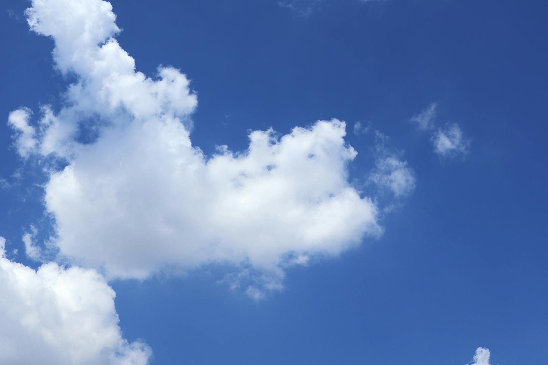 AWS Bedrock e o Novo Padrão de Cloud com IA em 2026: o que todo profissional de  | EuNerd