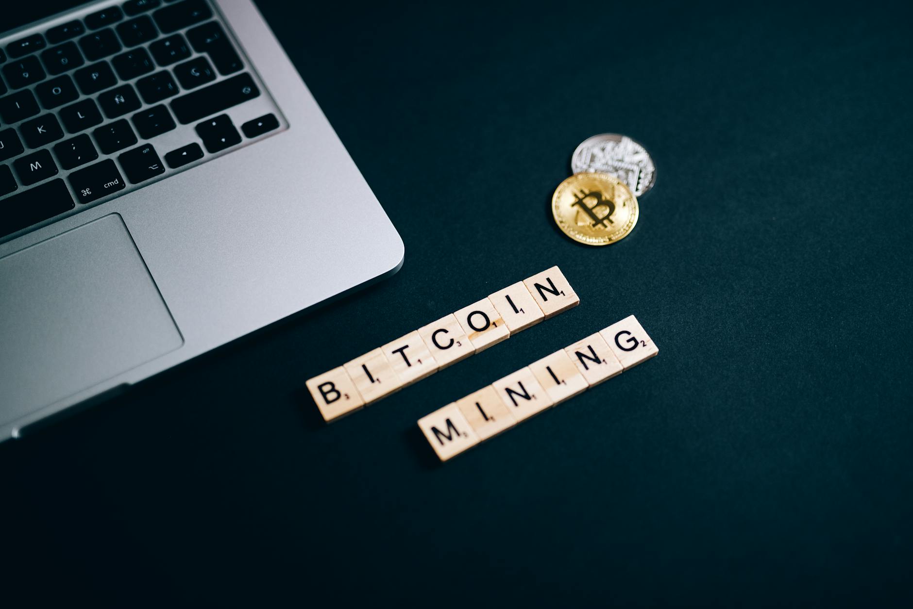 Bitcoin, Ethereum e Real Digital em 2026 — Foto por Leeloo The First via Pexels