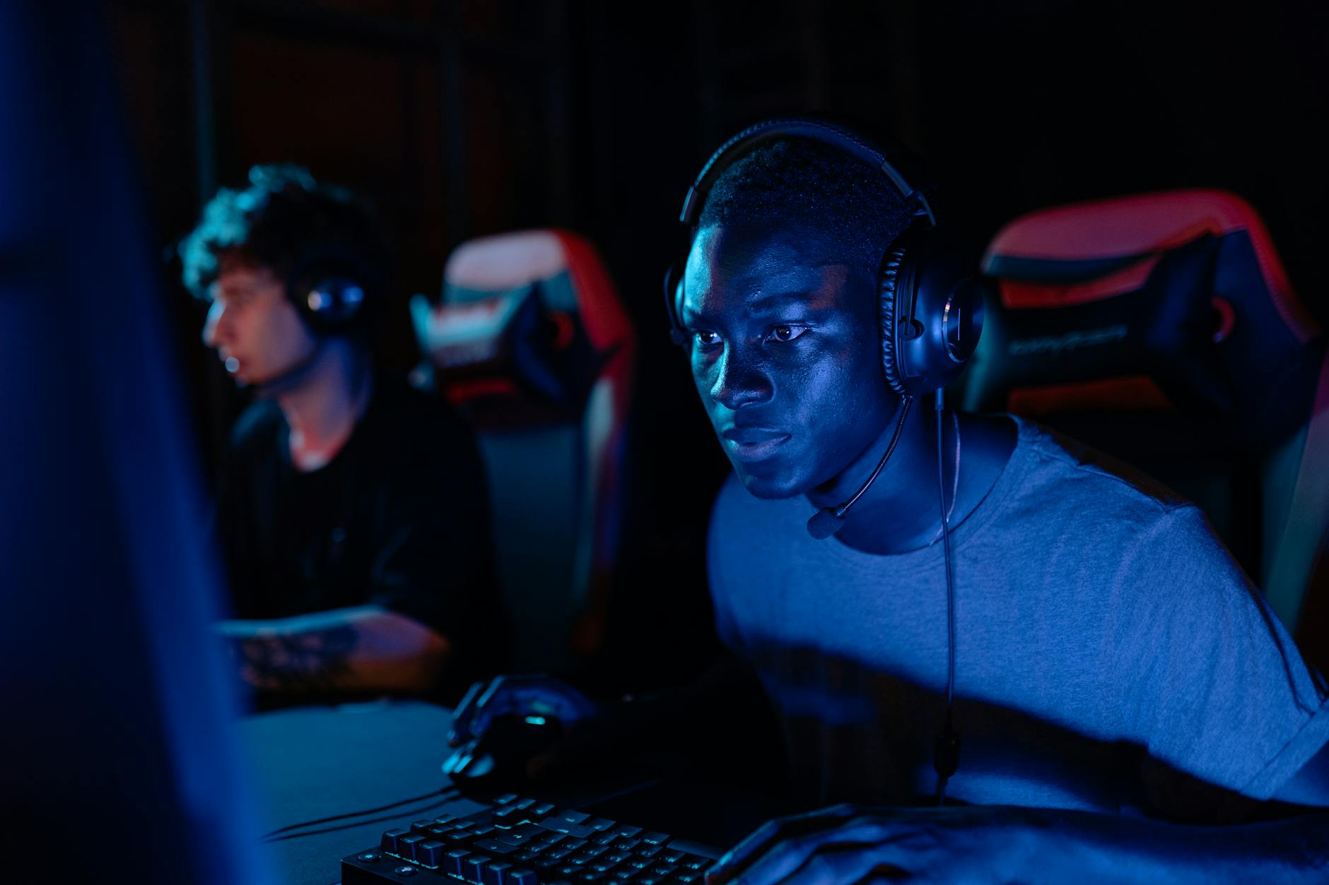 Esports em 2026: Cloud, 5G e IA na TI — Foto por Yan Krukau via Pexels