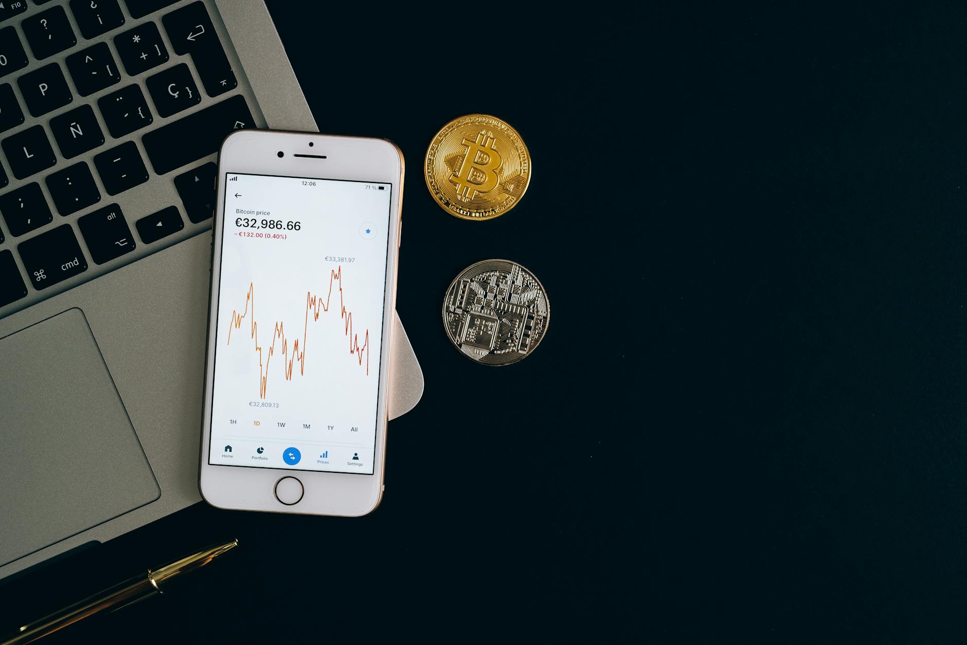 Ethereum, Bitcoin e CBDCs 2026 Stack Cripto — Foto por Leeloo The First via Pexels
