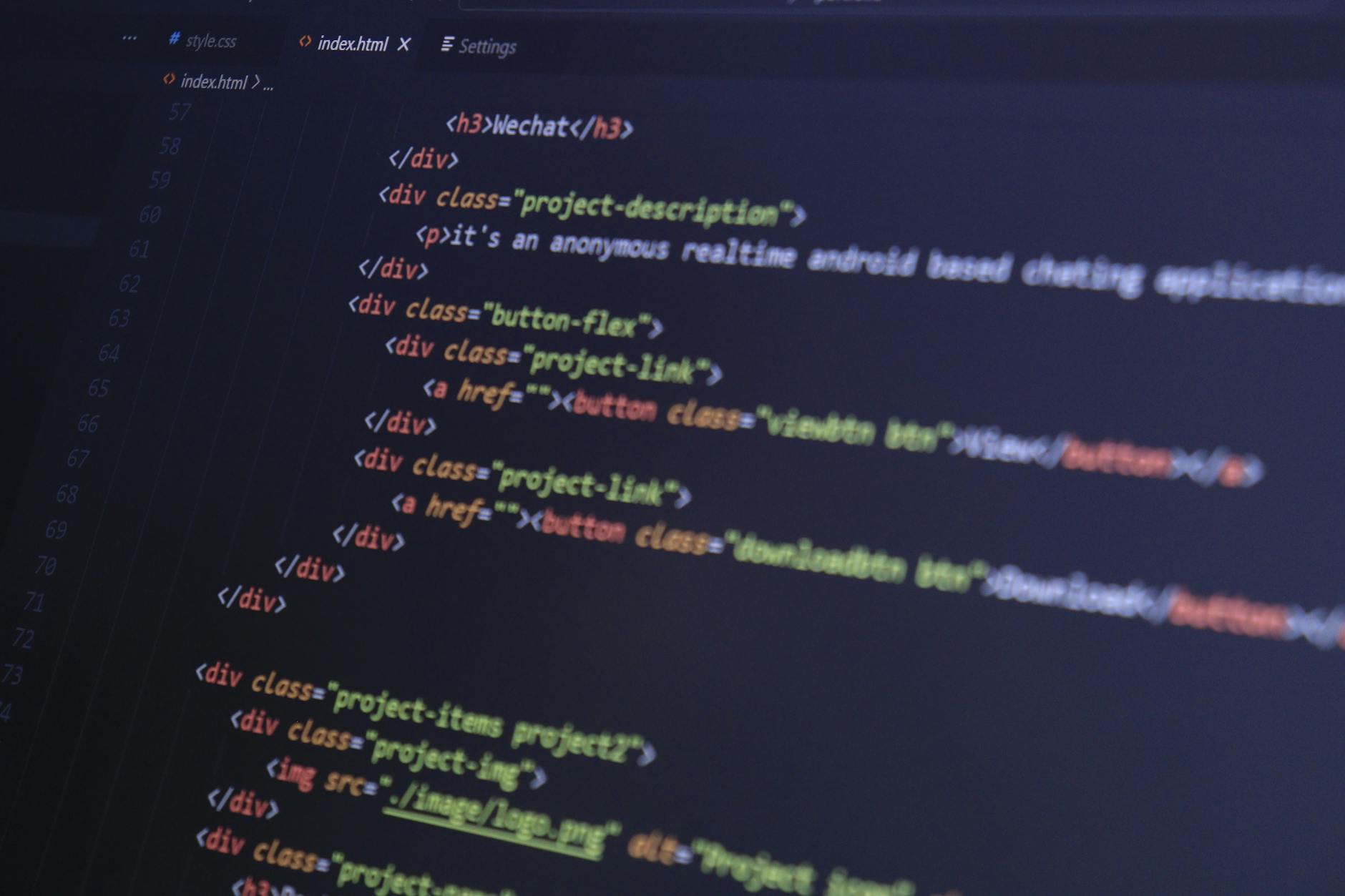 JavaScript em 2026: Node 22 e ESM Runtimes em Guerra — Foto por Bibek ghosh via Pexels