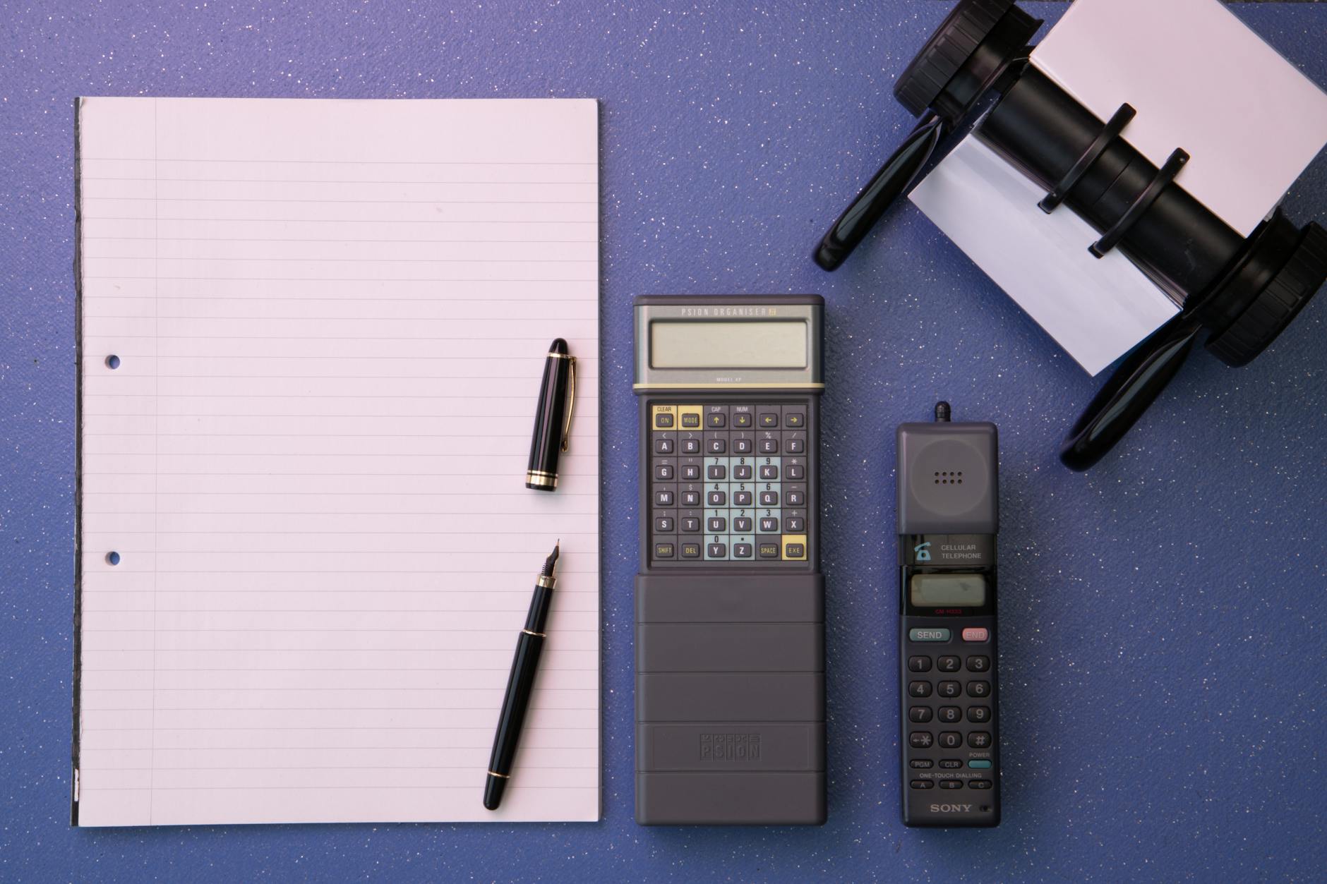 Llama 3.1 405B vs GPT-4o vs Claude 3.5 em 2026 — Foto por Nic Wood via Pexels