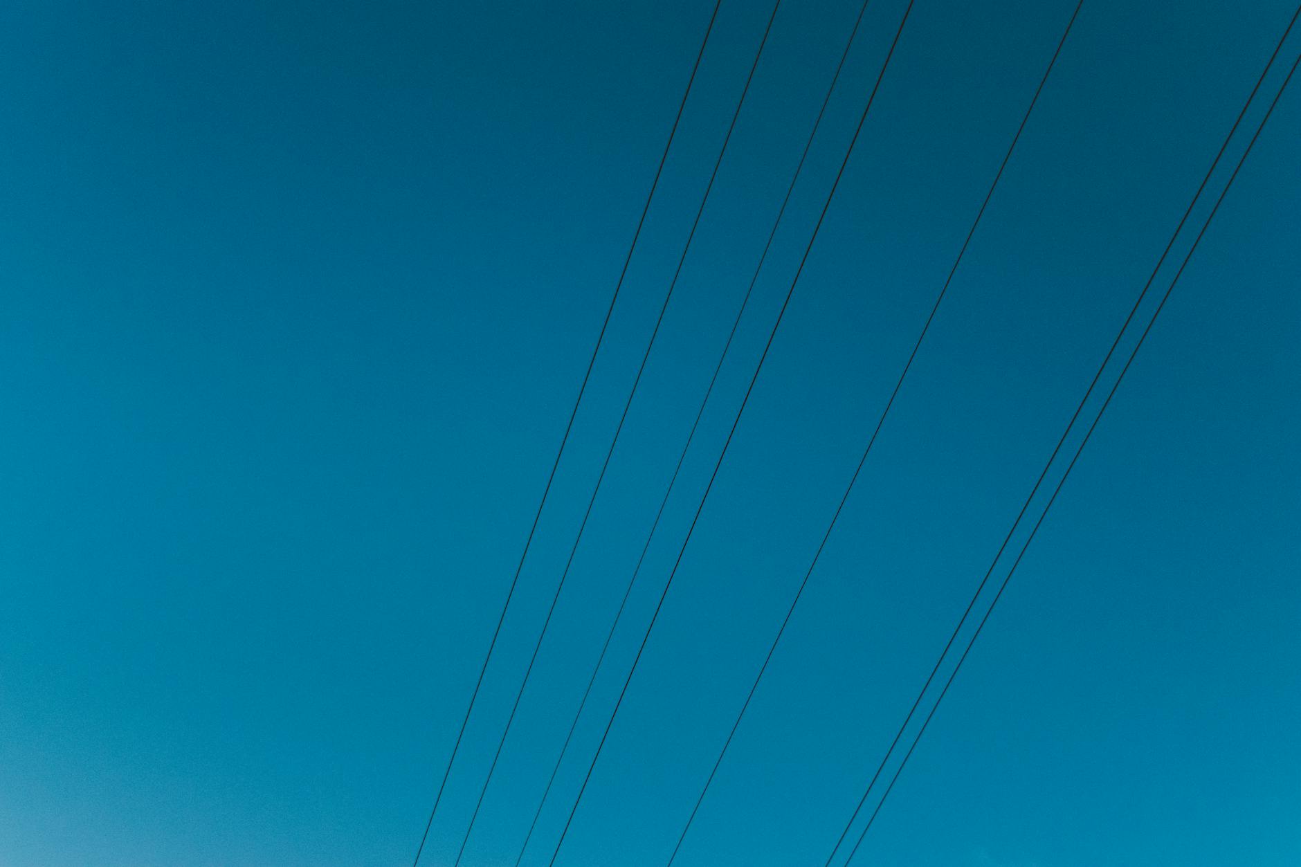 MPLS vs SD-WAN em 2026: Guia de Migração — Foto por Kris Møklebust via Pexels
