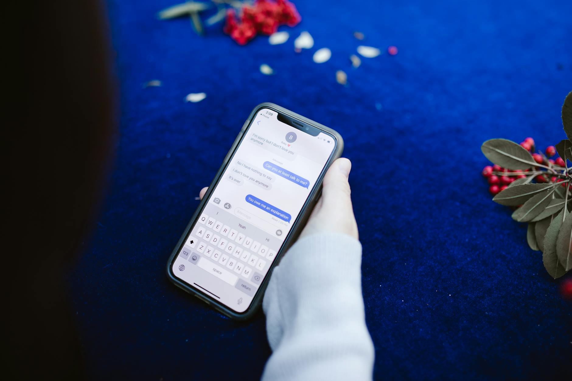 Smartphones 2026: IA e gestão corporativa — Foto por RDNE Stock project via Pexels