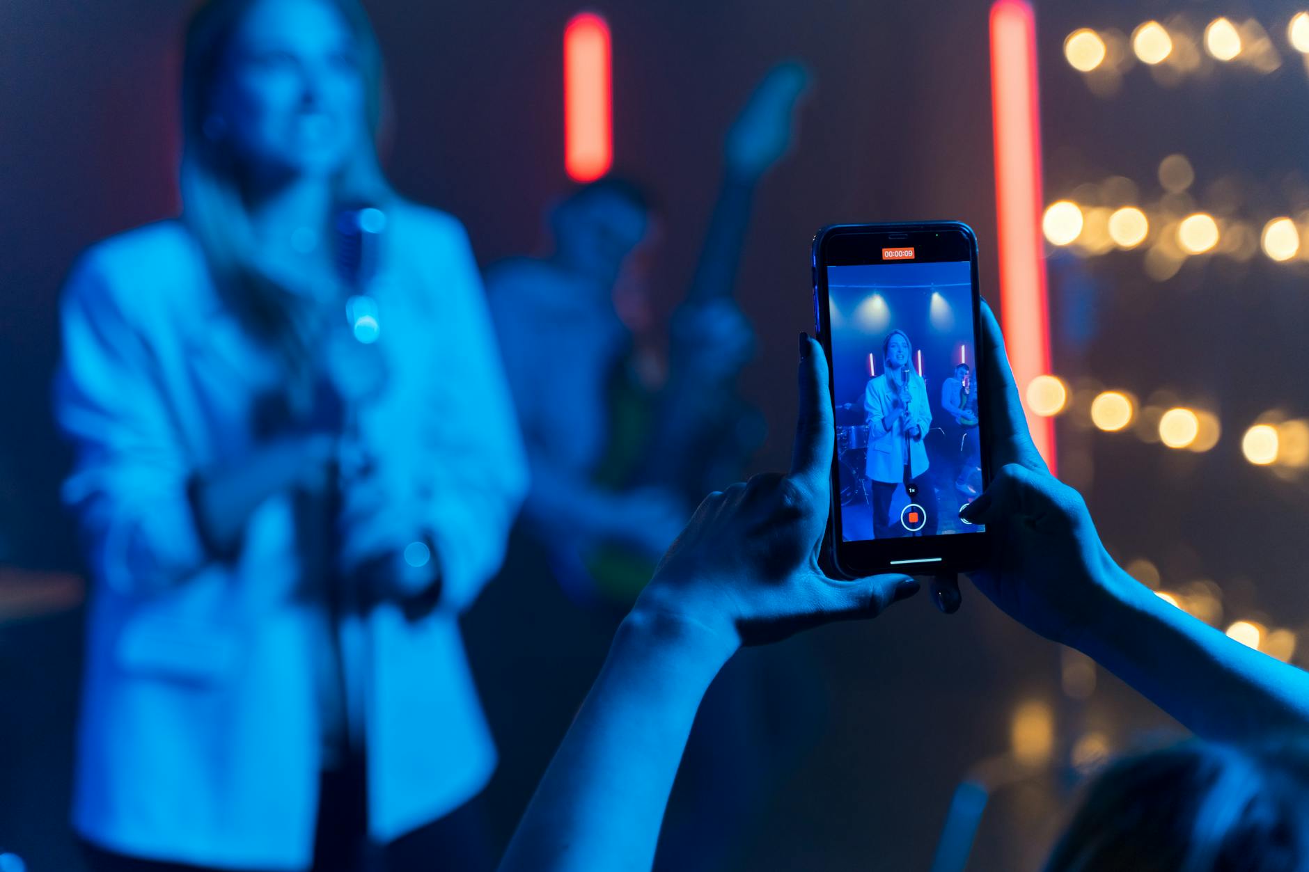 Snapdragon 8 Gen 4 vs A18 Pro: qual smartphone entrega mais performance real em  | EuNerd