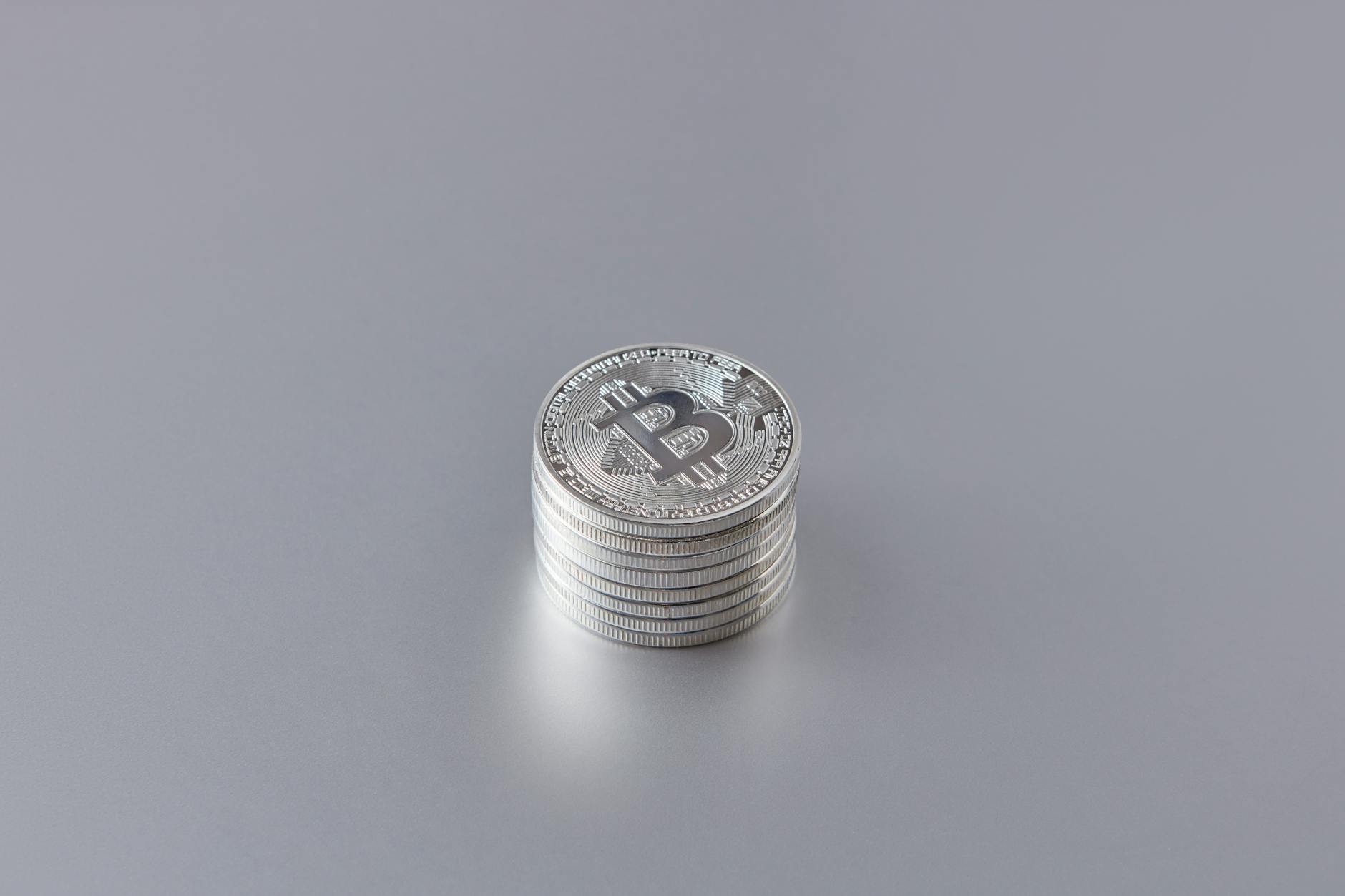 Stack cripto 2026: Bitcoin, Ethereum e Drex — Foto por DS stories via Pexels